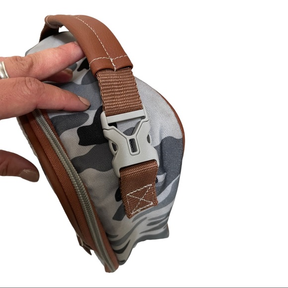 The Foundry Fit & Fresh Grey Camo Lunch Tote - Picture 8 of 10